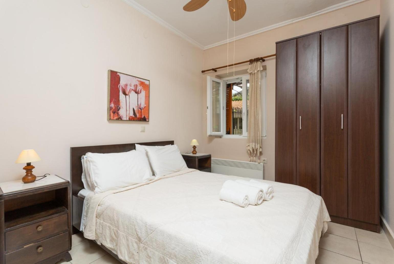 Foteini Apartment Agios Stefanos  Екстер'єр фото